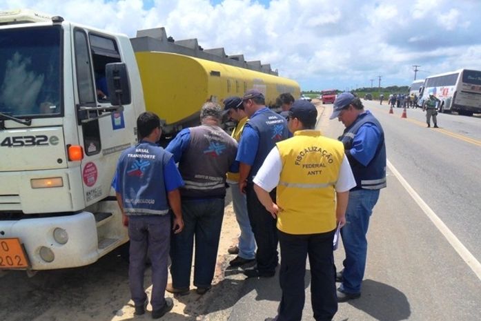 Arsal inicia fiscalização de transporte interestadual 