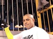 Zagueiro do time de Roberto Carlos é novo alvo de banana na Rússia