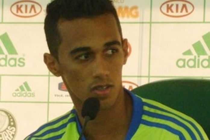 Juninho 'esquece' clássico e pede foco no Coruripe, pela Copa do Brasil