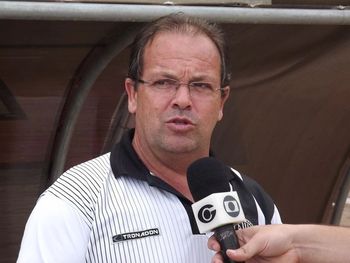 Heriberto da Cunha, treinador do ASA