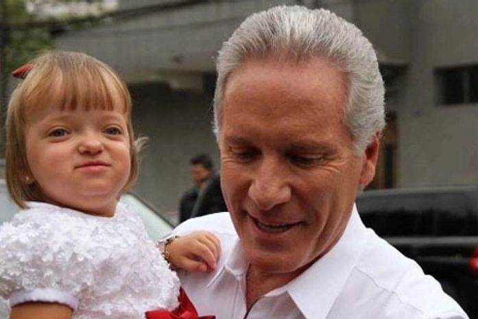 Justus sai em defesa da filha Rafaella