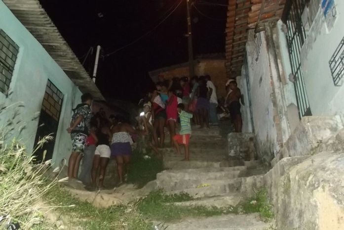 Moradores acompanharam o trabalho do IC