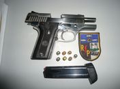 PM apreende pistola com homem após “furar” bloqueio