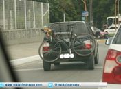 Mais um festival de irregularidades no complicado trânsito da capital