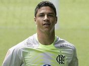 Direção do CRB anuncia contratação de goleiro e lateral-direito