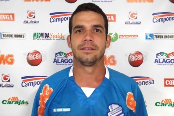 CSA anuncia contratação de atacante e zagueiro para a sequencia do Alagoano