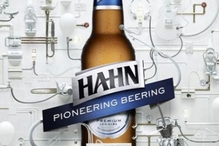 Tá achando que beber cerveja é bagunça?