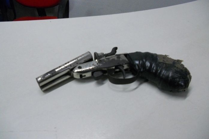 Menor é apreendido com arma de fogo na Barra Nova
