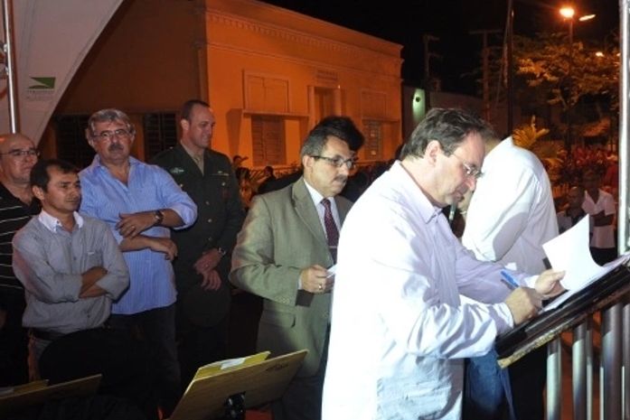 Prefeito de Arapiraca assina Lei de Incentivo à Cultura