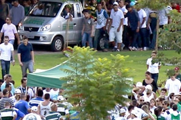 Hospital confirma morte cerebral de 2º torcedor após brigas de domingo