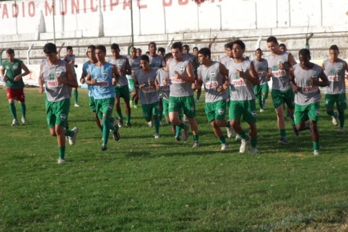 CSE realiza treinamentos para enfrentar o Corinthians