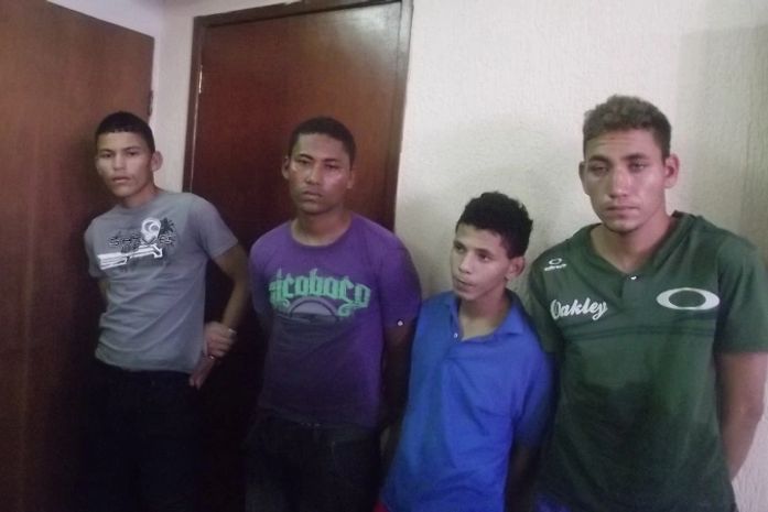 Presos acusados de assassinar PM em assalto a microônibus