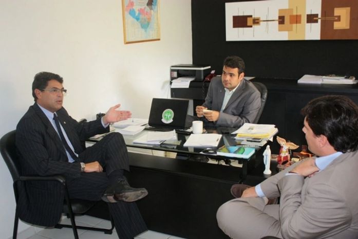 Almagis vai à Defensoria tratar da carência de defensores públicos