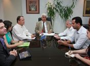 Governador em exercício se reúne com movimento da Uncisal