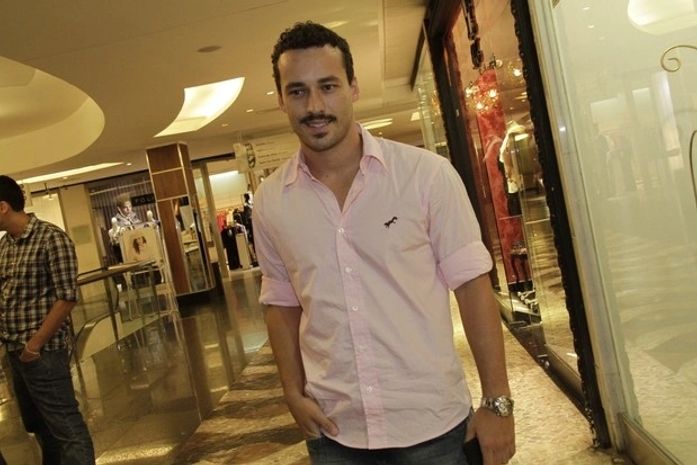 Ex-BBB que deu calote em Rodrigo Andrade é Paulinha, diz jornal