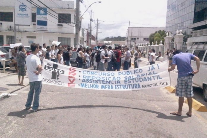 Protesto da Uncisal no Centro da cidade.