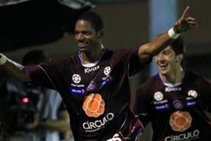 Vanderlei, do Caxias, foi vítima de racismo na partida contra o Novo Hamburgo, sábado