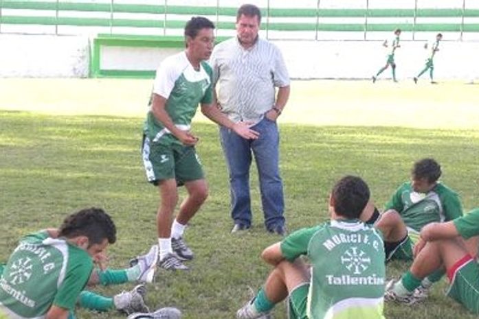 Edson Ferreira não é mais técnico do Murici