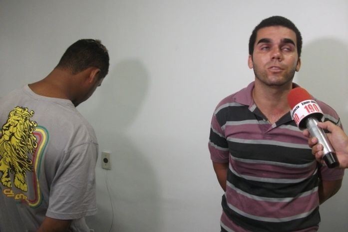 José Gilson de camisa listrada e Wagner Rodrigues