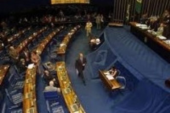 Câmara gasta R$ 280 milhões para reformar apartamentos de Deputados