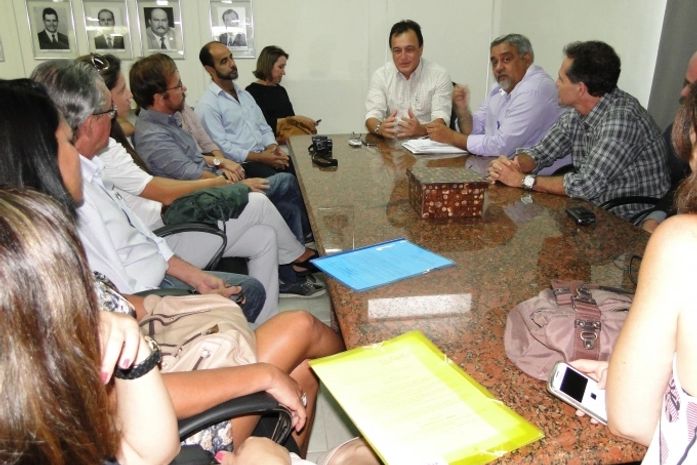 Parlamentares oferecem apoio à categoria