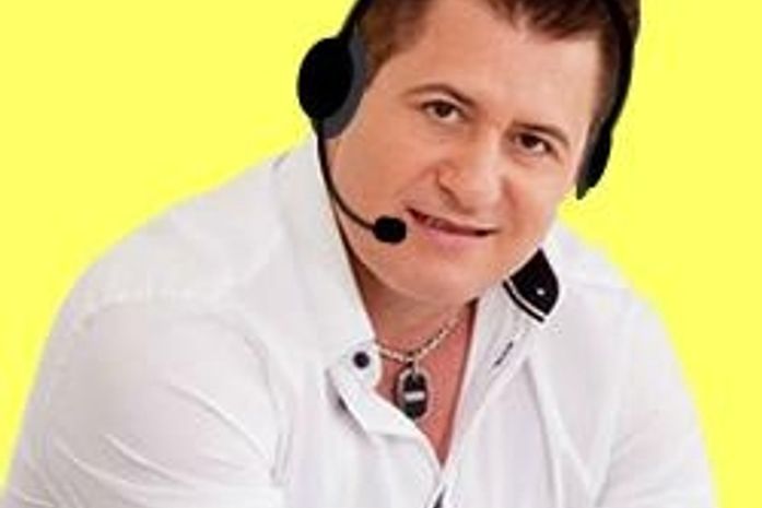 O que acontece quando o piloto deixa o Marrone pilotar o helicóptero