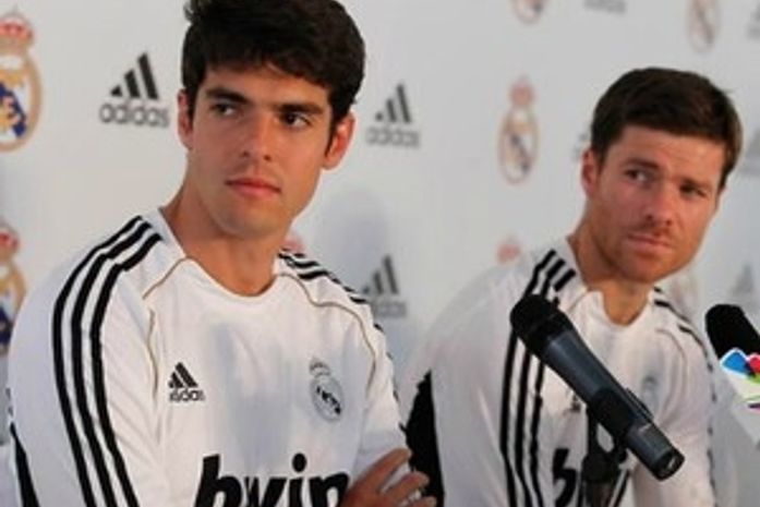 Em evento no Real, Kaká revela que gostaria de ter jogado com o Rei Pelé