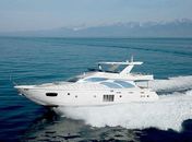 Neymar compra iate no Guarujá e batiza com nome da mãe