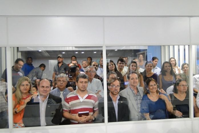 Câmara anuncia aumento de 10% nos salários dos servidores da Casa