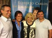 Hebe Camargo prestigia lançamento de DVD de Roberto Carlos