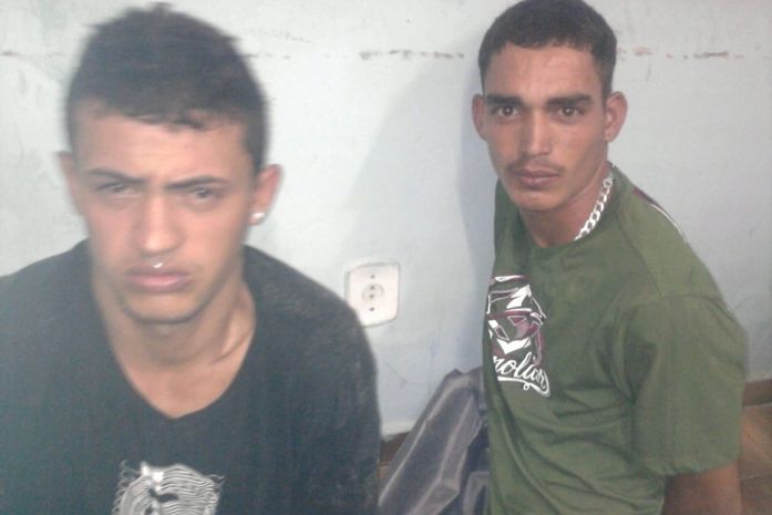 Jovens assaltam, fogem da polícia e fazem reféns em hospital