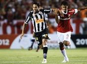 Santos busca empate contra Inter e mantém liderança de grupo
