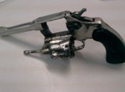 Homem é preso por porte ilegal de arma de fogo