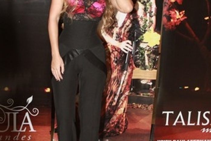 Paula Fernandes nega suposto 'affair' com governador de Goiás, diz jornal