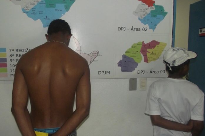 Jovens acusados de participar da ação