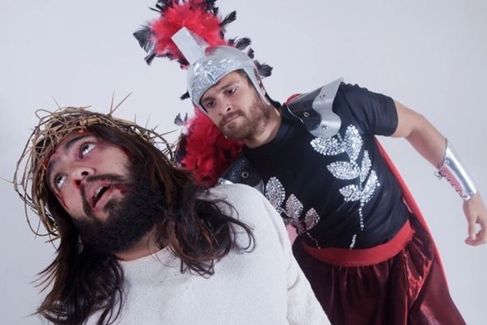Ator de 'Malhação' incorpora soldado romano para encenar vida de Cristo