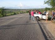 Colisão entre carros deixa dois mortos e um ferido na AL-130