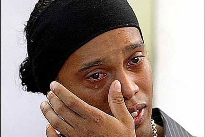 Futuro de Ronaldinho e Joel será decidido na 5ª