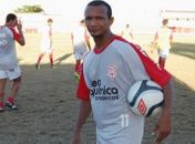 Ex-atacante do CSA é internado em Aracaju após sentir dores no peito