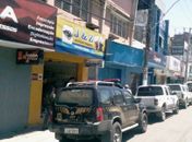 Operação apreende produtos na Rua do Sol