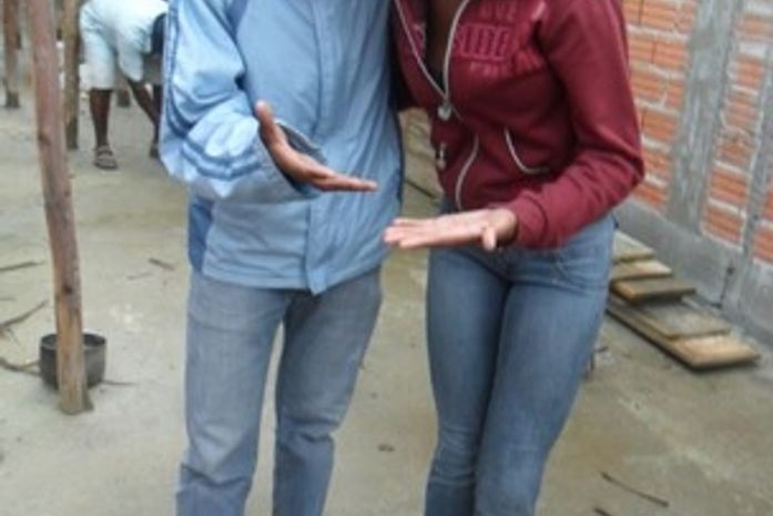 Irmãos do vídeo 'Para Nossa Alegria' vão lançar CD, diz jornal