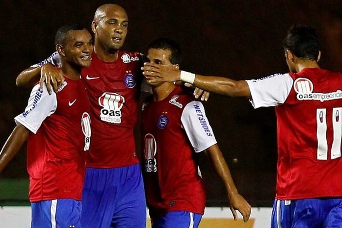 Ex-corintiano, Diabo e "Caveirão"; conheça melhor ataque do Brasil