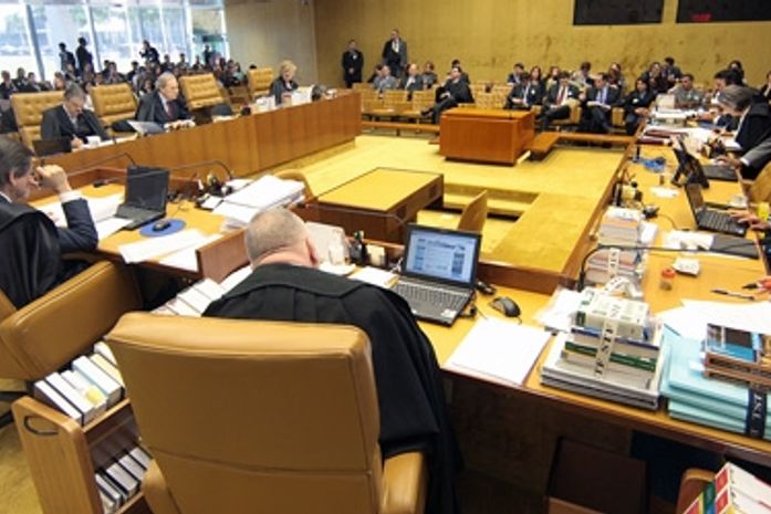 Supremo e TRFs discordam sobre organização criminosa