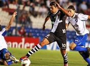 Vasco vence, mas perde liderança do grupo e avança como 2º