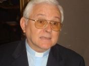 Bispo diz que missa de suicida foi feita dentro da lei do Vaticano