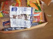 Alimentos vencidos que seriam distribuídos em Piaçabuçu