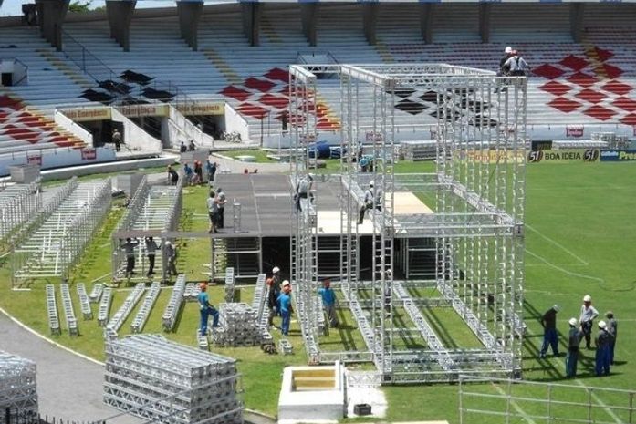 Palco de Paul McCartney no Recife já está em construção