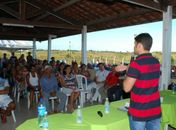 Prefeito Jairzinho reúne servidores canoenses e faz prestação de contas