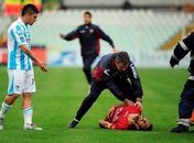 Jogador do Livorno morre e rodada é suspensa