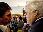 Ricardo Teixeira vendeu a seleção até 2018